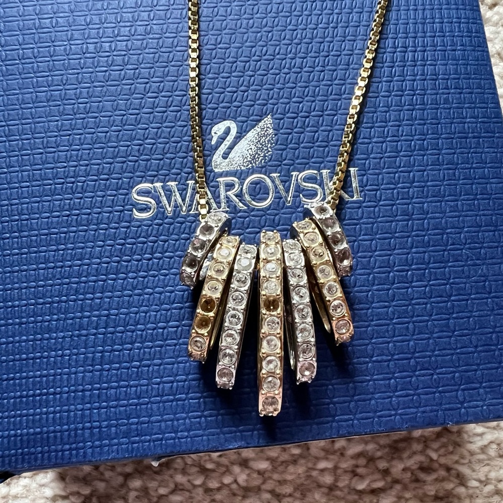 Swarovski DANCE Necklace Cry/Mix Two Tone Crystal Box Chain Rhinestones